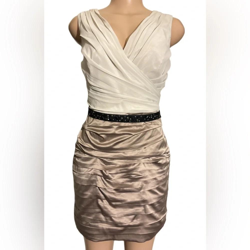 🤑SOLD🤑 Express Bodycon Dress Tan Color Block Stretch Mini Sleeveless Sexy - Picture 1 of 8